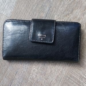 Fossil leather wallet